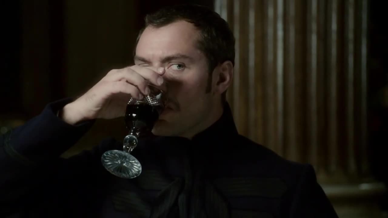 Sherlock Holmes (Robert Downey Jr ,Jude Law,Mark Strong 2009 Akční Dobrodružný Krimi Mysteriózní Thriller Bdrip 1080p ) Cz dabing