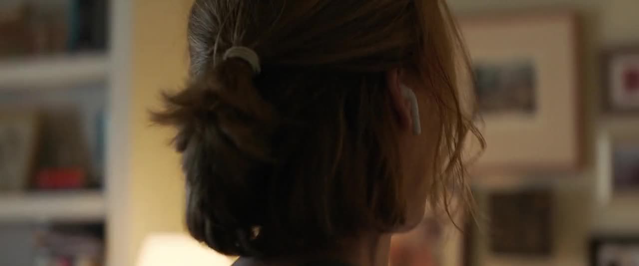 Srazka s laskou   Long Shot 2019  CZ titulky Komedie  Romanticky