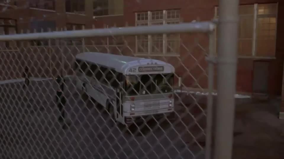 Uprchlík (Harrison Ford,Tommy Lee Jones,Sela Ward,Julianne Moore 1993 Drama Akční Thriller Bdrip 1080p ) Sk dabing