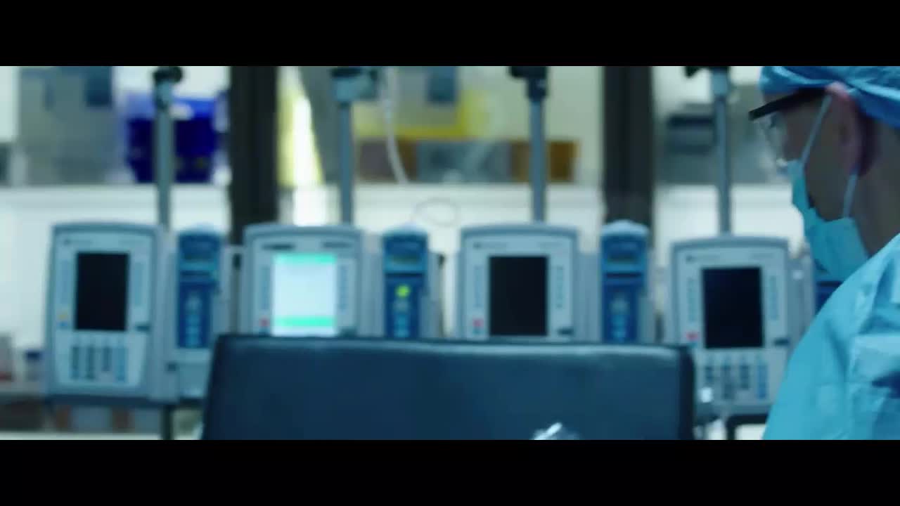 Vesmír mezi námi (Asa Butterfield,Britt Robertson,Gary Oldman 2017 Sci Fi Dobrodružný Romantický Drama) Cz dabing