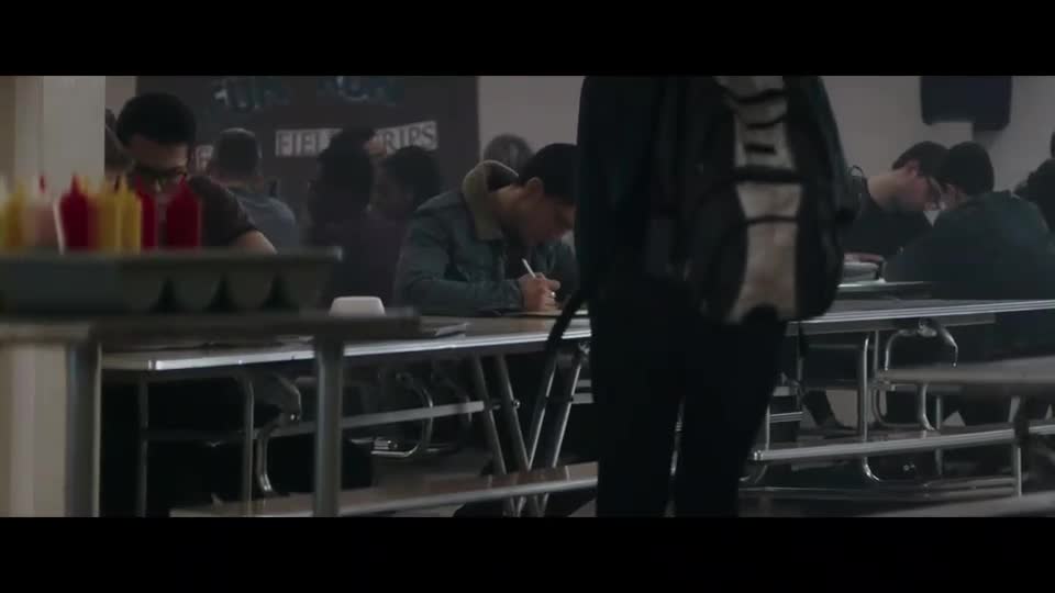 Stíny mezi námi (Bella Thorne,Dermot Mulroney,Richard Harmon 2018 Thriller Bdrip 1080p ) Cz dabing
