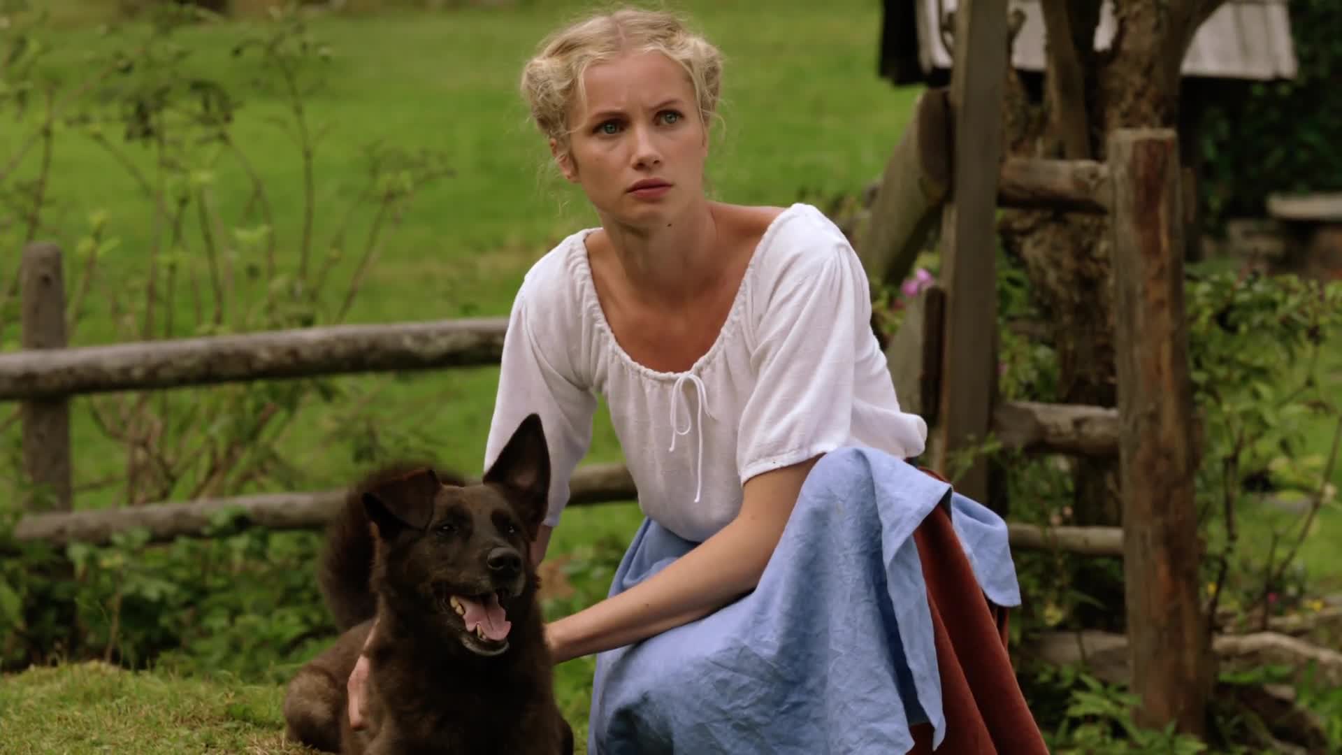 Kráska a zvíře 2012 CZ dabing HD