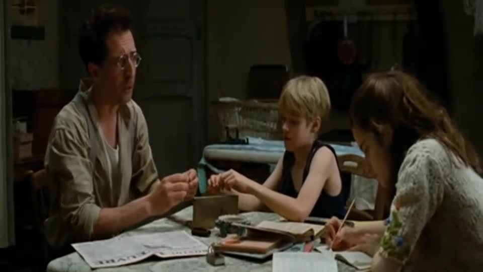 Zátah Odsun (Jean Reno,Mélanie Laurent,Gad Elmaleh 2010 Drama Historický Válečný Dvdrip ) Cz dabing