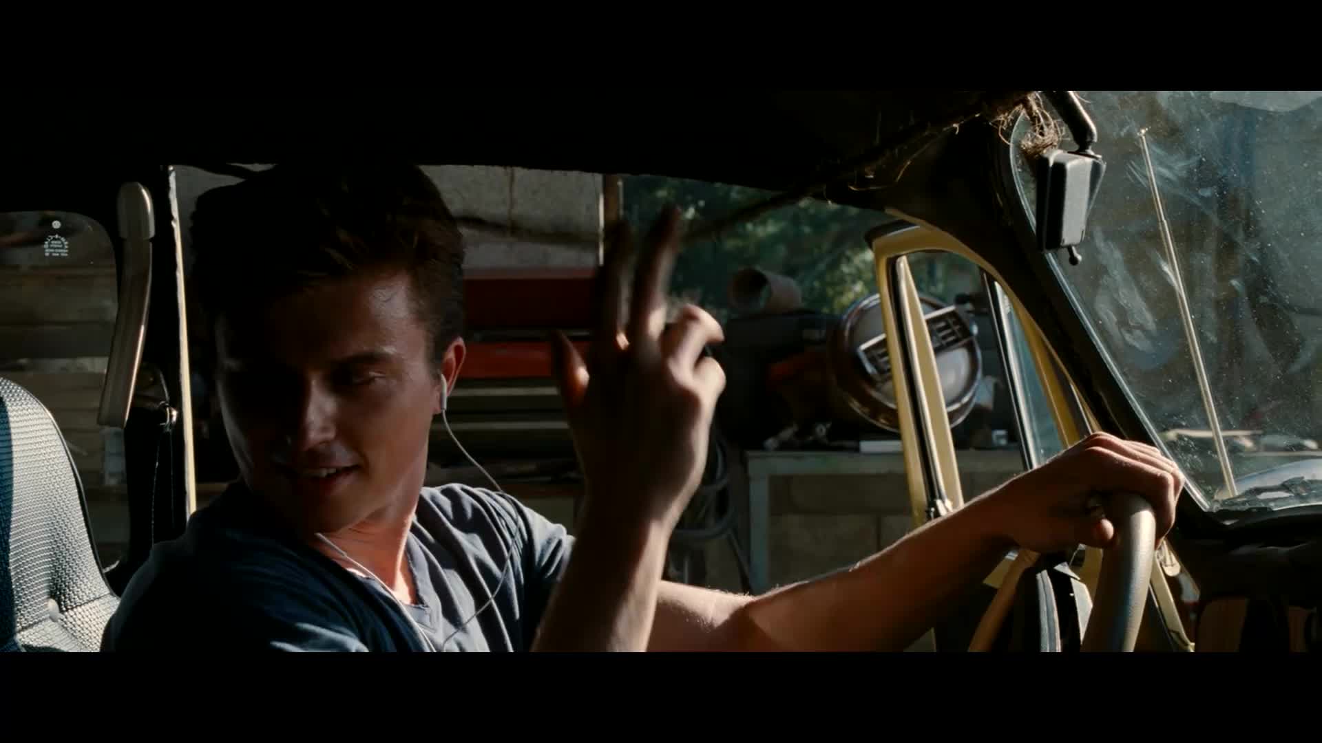 Footloose tanec zakázán 2011 novinka CZ dabing Full HD 1080p Pucci film