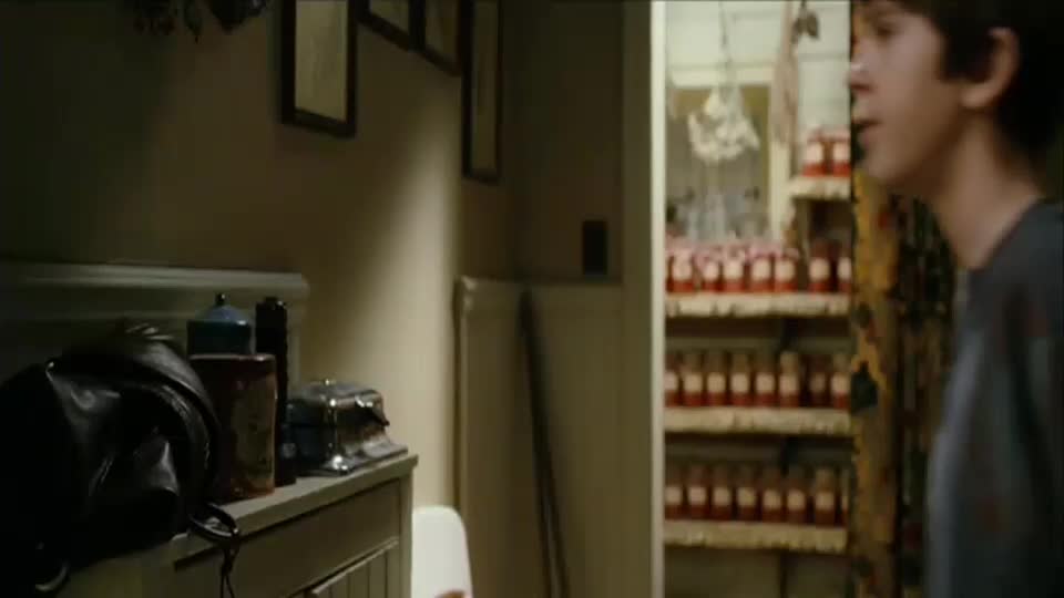 Kronika rodu Spiderwicků (Freddie Highmore,Andrew McCarthy,Izabella Miko 2008 Dobrodružný Rodinný Fantasy Bdrip 1080p ) Cz dabing