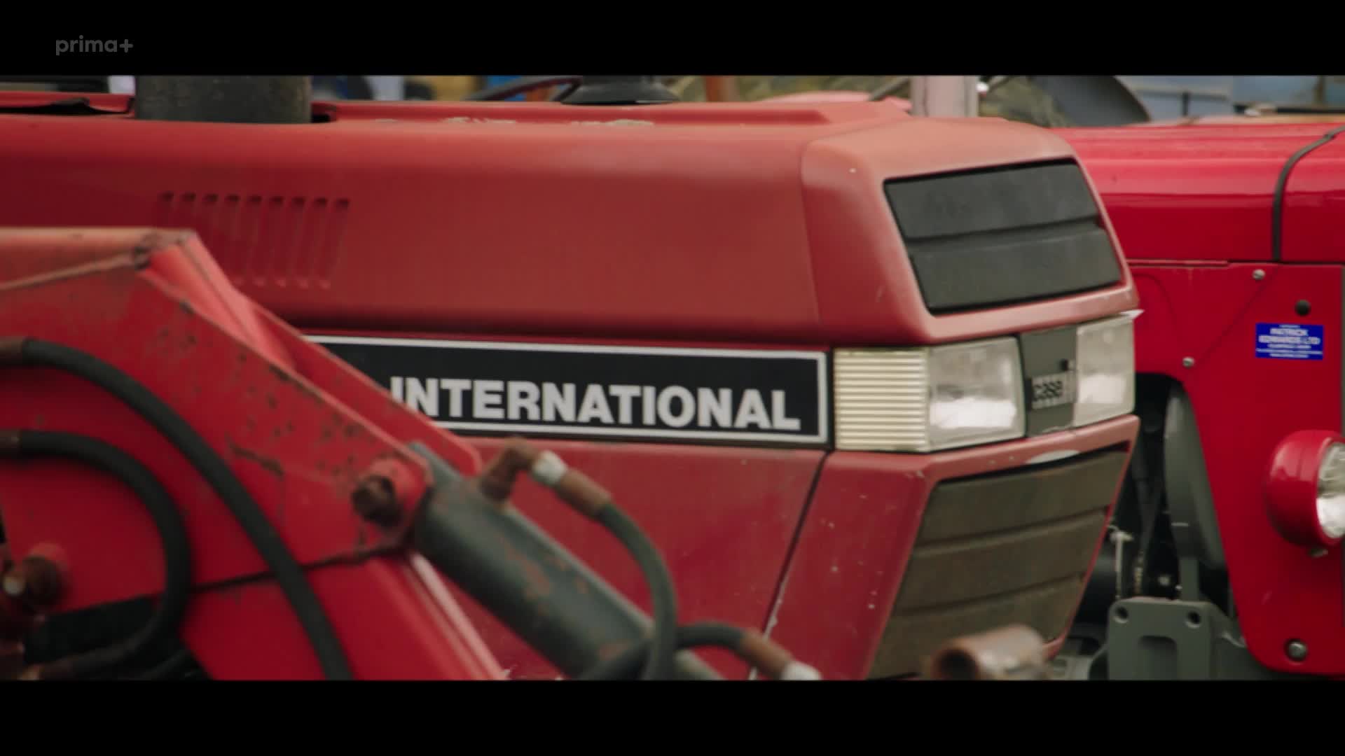 Clarksonova farma S01E01 Traktorování