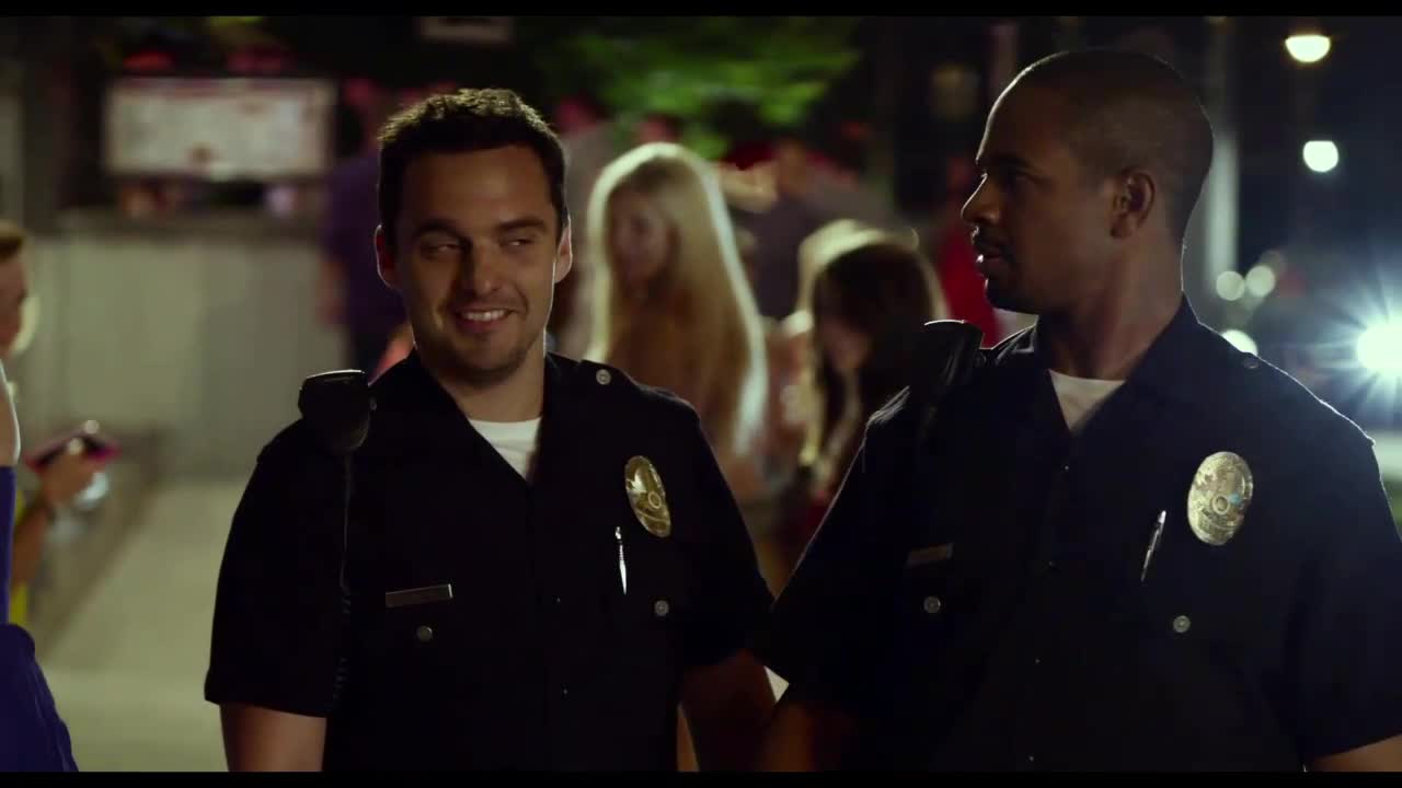 Falešní poldové (Jake Johnson,Damon Wayans Jr ,Rob Riggle 2014 Komedie Akční Bdrip 1080p ) Cz dabing
