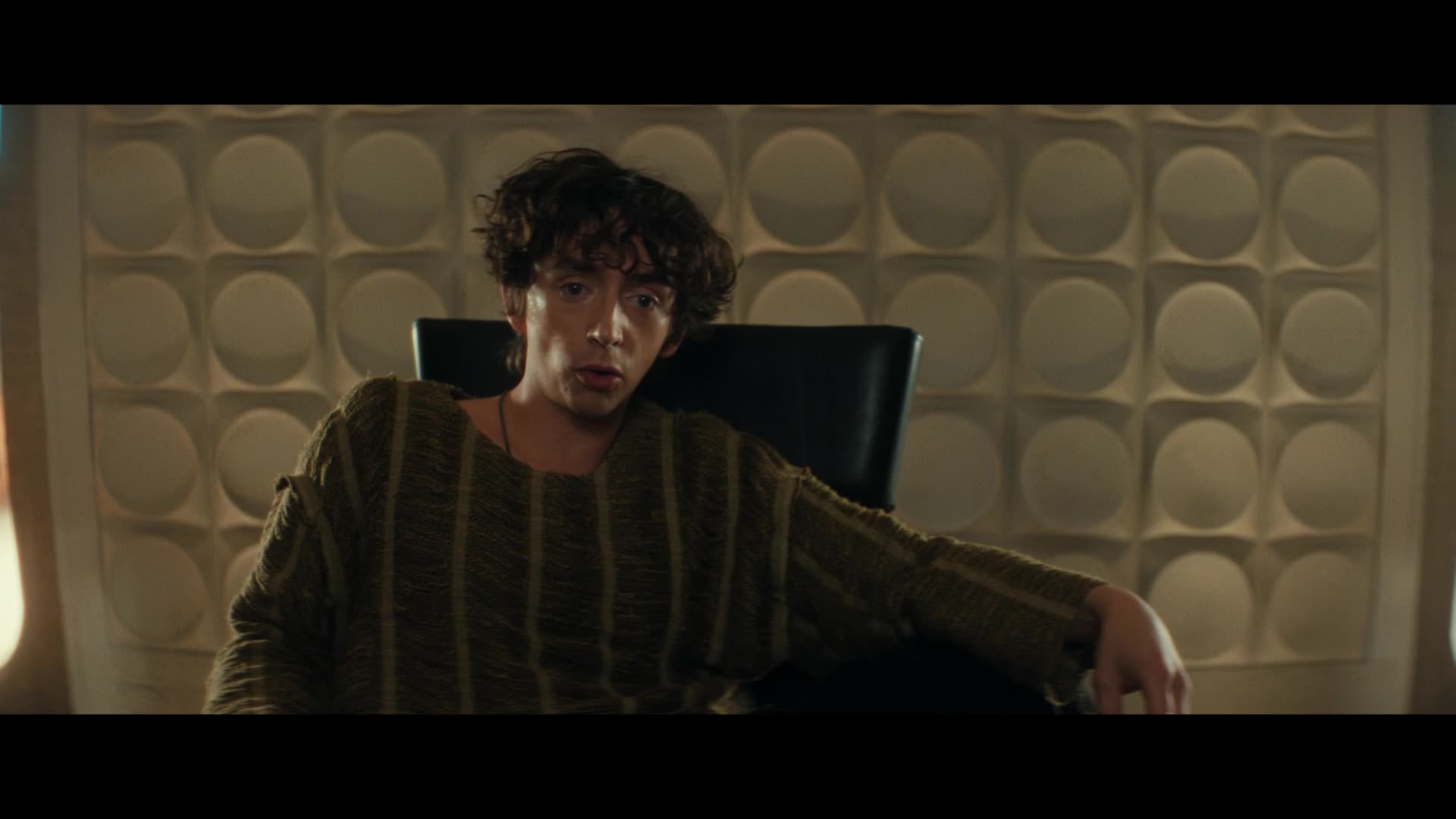Vetřelec: Země S01E08 {2025} sci-fi, horor, thriller AAC 5.1 1080p CZ dabing