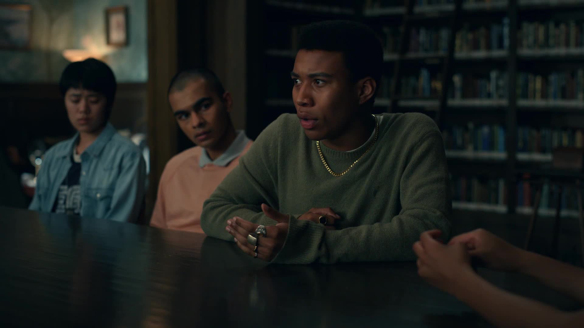 Pulnocni klub S01E09 Vecny pritel CZ dabing 2022